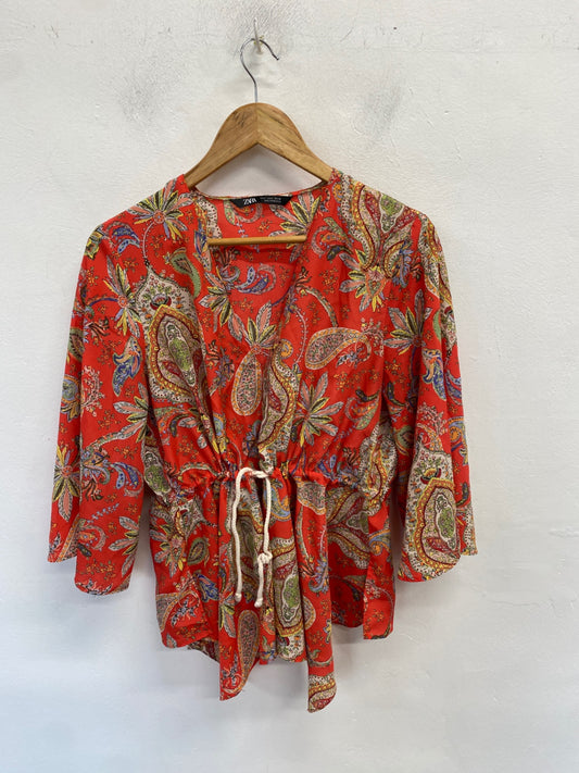 Gorgeous ZARA Blouse L Red with multicolor paisley print summer festival DF001