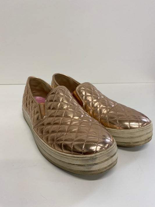Gorgeous Skechers Sneakers Uk7 Rose Gold metallic classics MS008