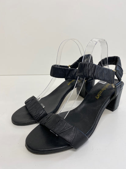 Gorgeous Russell & Bromley Sandals UK 8 Black Leather mid block heels DF001
