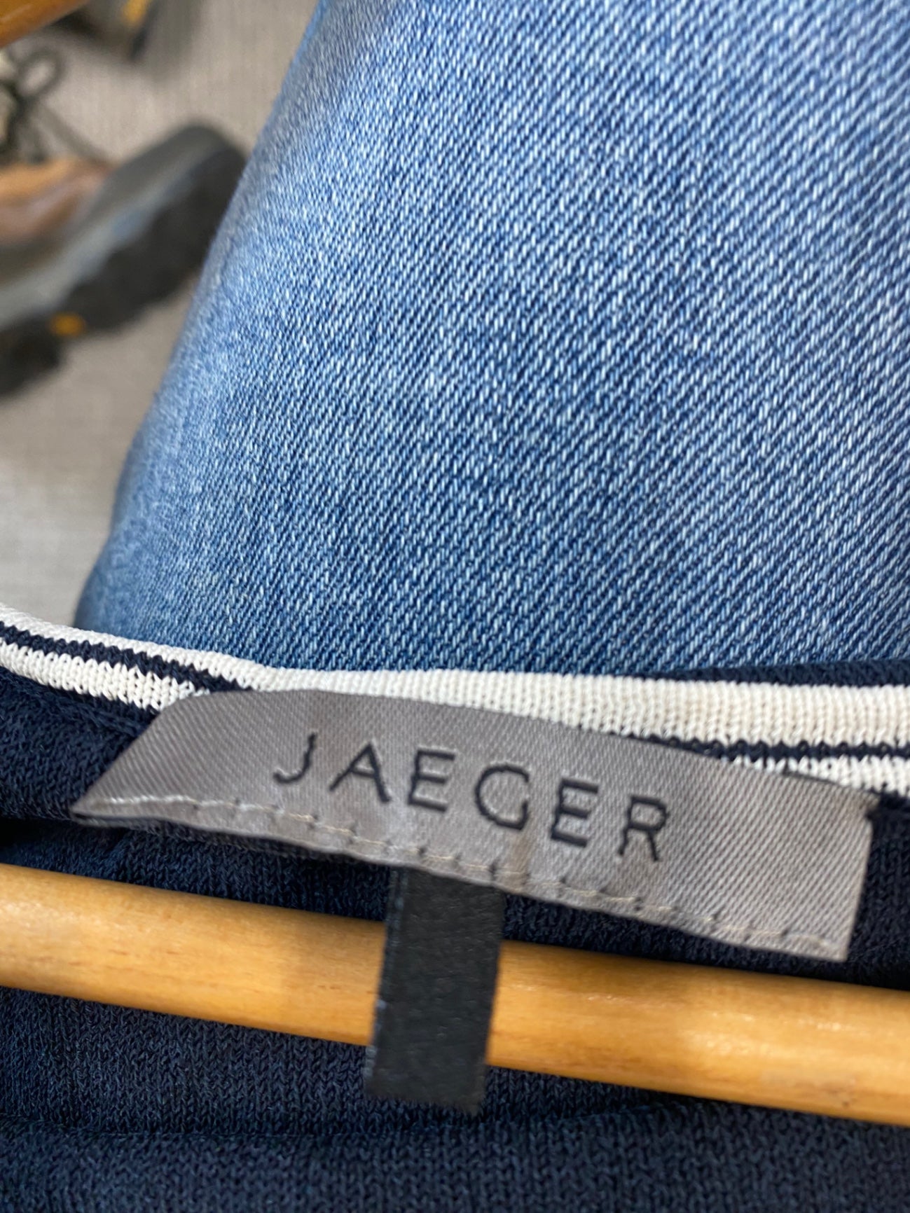 Stunning JAEGER Tank Top uK12 Navy reversible KM001