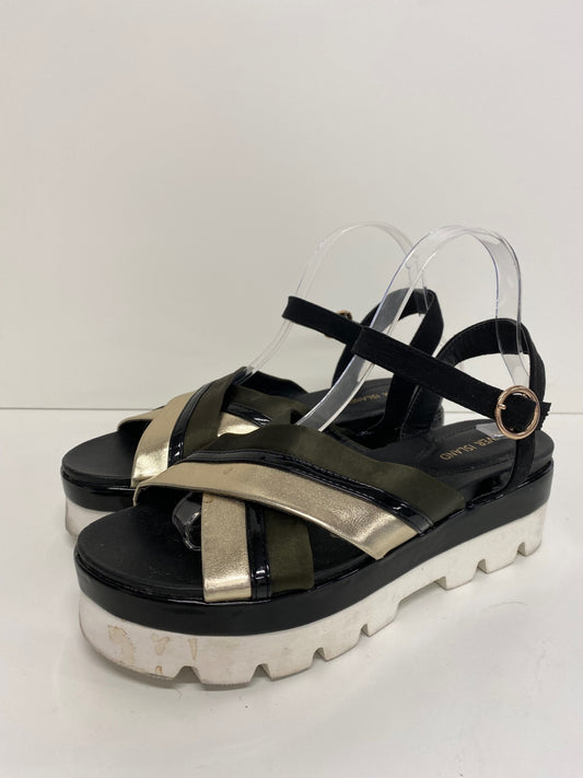 Gorgeous River island Sandals Uk7.5 Black khaki gold flat form DF001