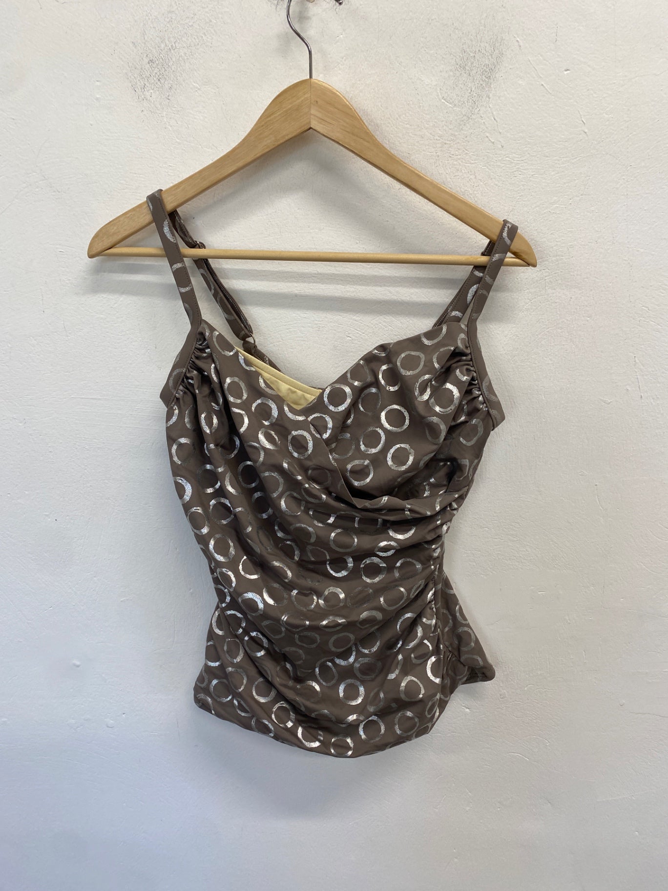 Stunning Magic suit Swimsuit top UK 16 Grey silver polka KM001