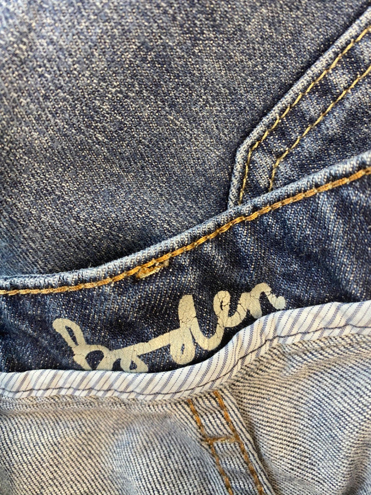 Stunning  cropped  Jeans uk18 Dark Blue KM001