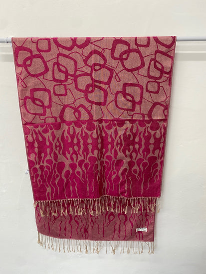Stunning Pashmima Scarf One Size Pink and beige pattern KM001
