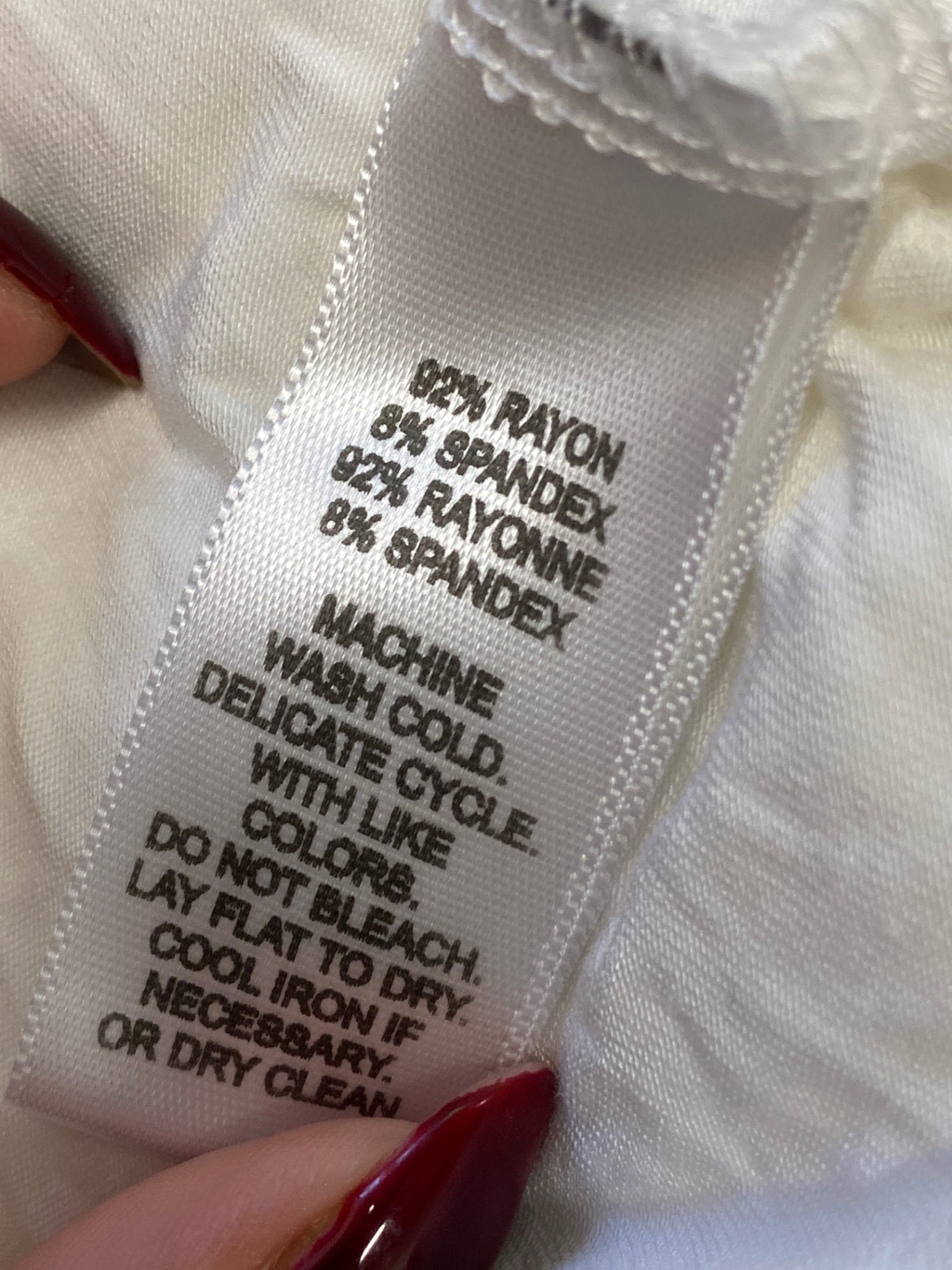 Stunning Saks fifth Avenue T-Shirt XL Cream/Off-white casual spring vibe KM001