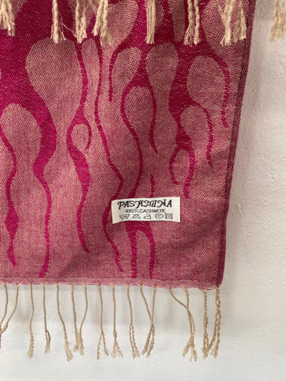 Stunning Pashmima Scarf One Size Pink and beige pattern KM001