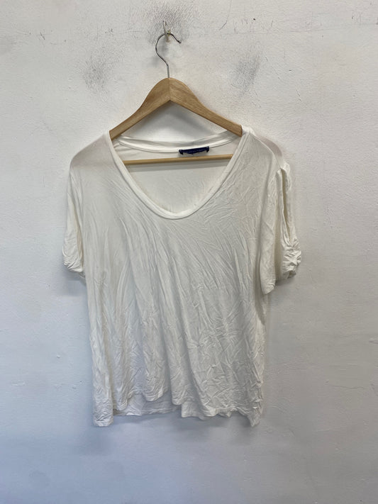 Stunning Saks fifth Avenue T-Shirt XL Cream/Off-white casual spring vibe KM001
