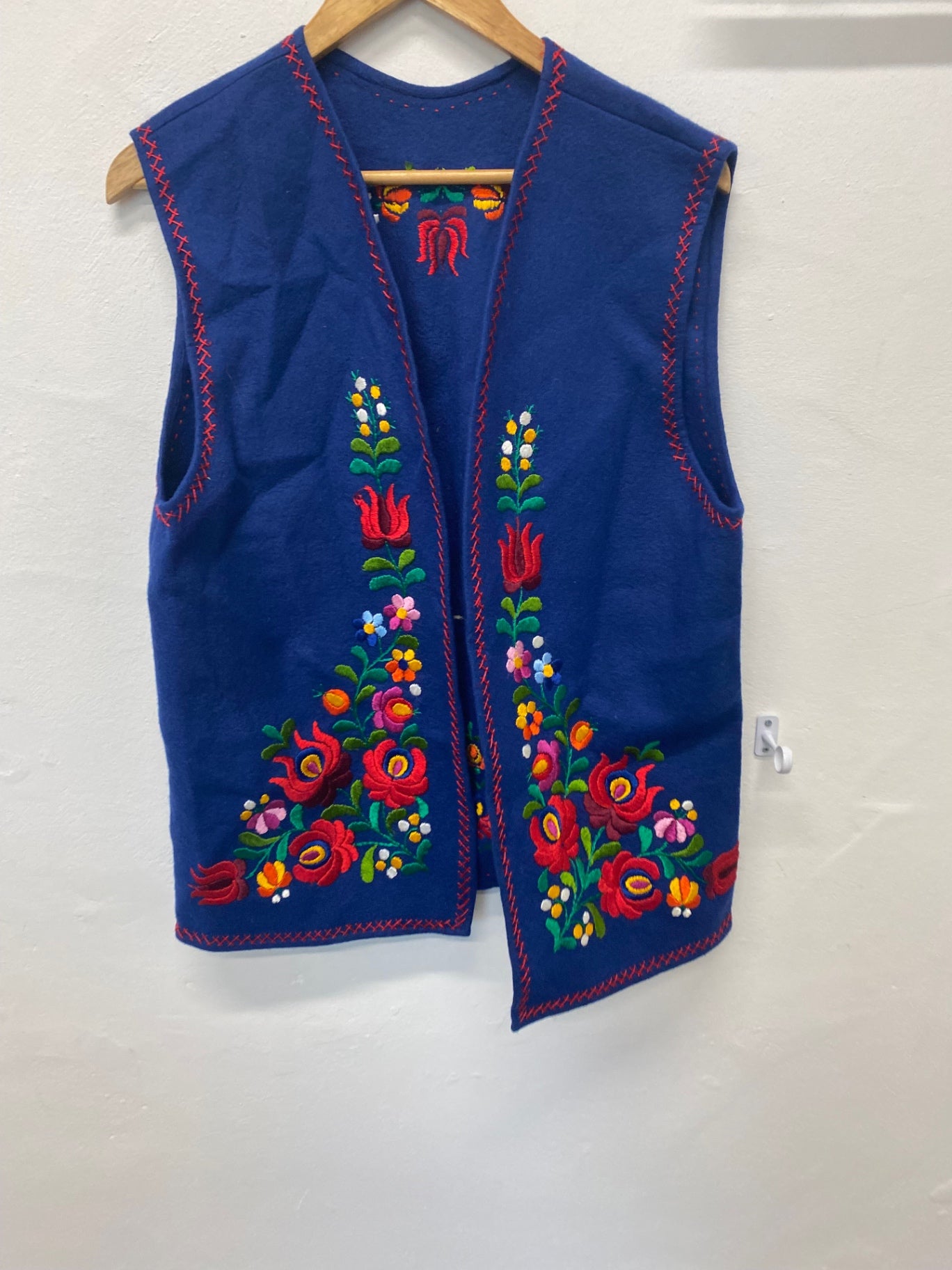 Vintage Hungarian Folk felt embroidered Waistcoat L Blue Boho KM001