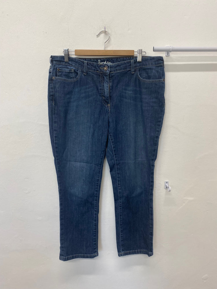 Stunning  cropped  Jeans uk18 Dark Blue KM001