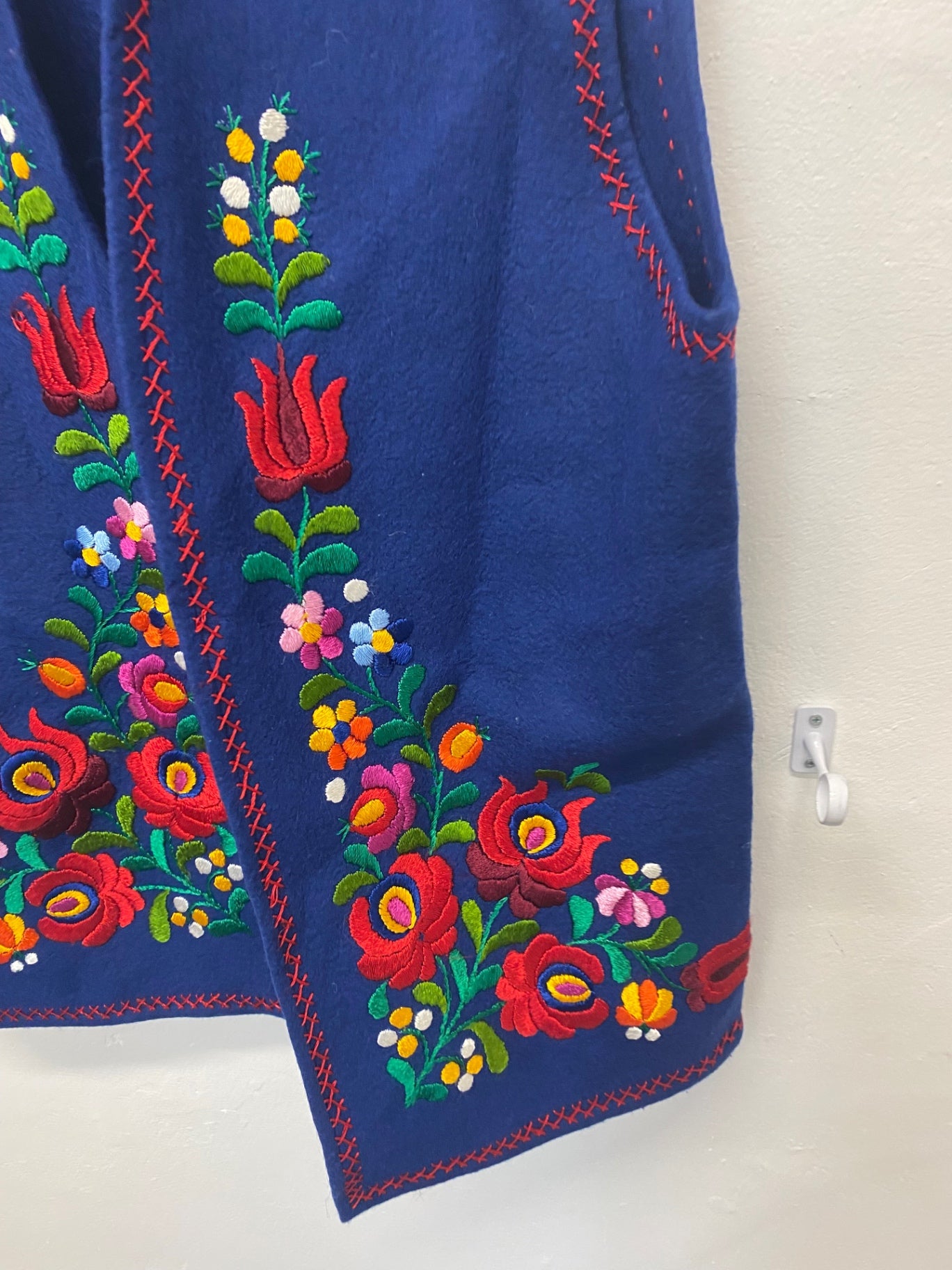 Vintage Hungarian Folk felt embroidered Waistcoat L Blue Boho KM001