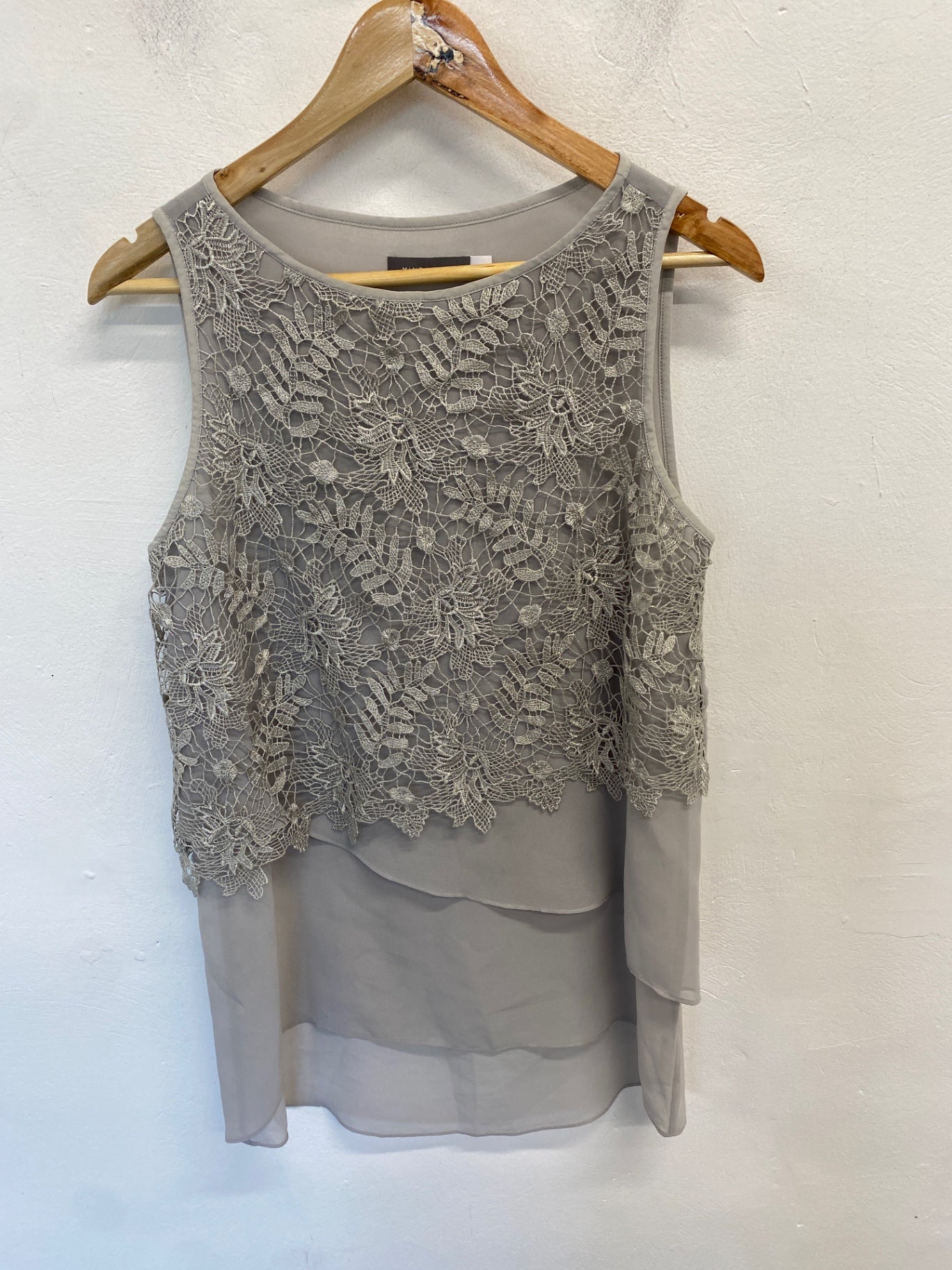 Stunning Mint Velvet Tunic top UK 10 Grey lace floaty AM011