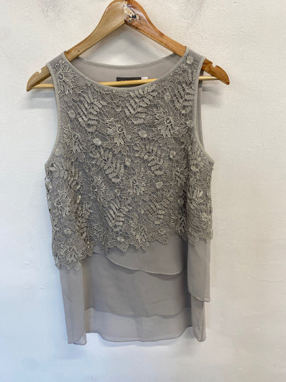 Stunning Mint Velvet Tunic top UK 10 Grey lace floaty AM011