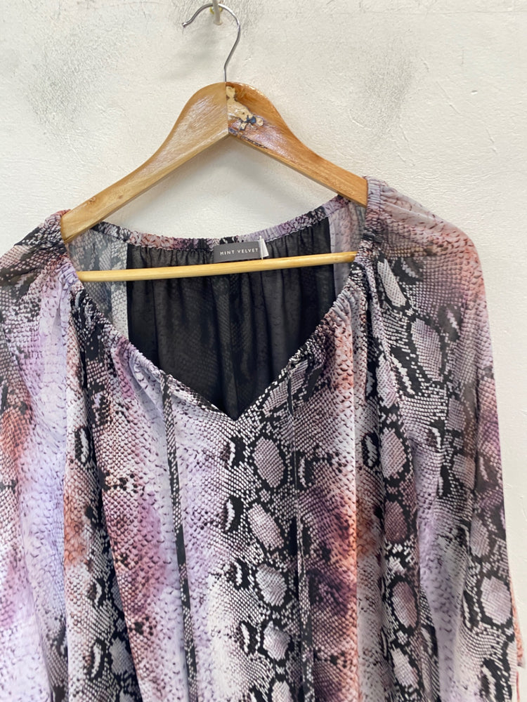 Stunning Mint Velvet Blouse UK 8 Purple snake print off shoulder blouse AM011