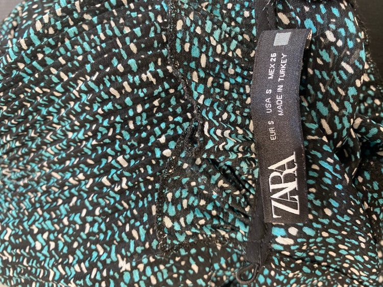 Stunning Zara Blouse Uk s Blue black spotted semi sheer AM011