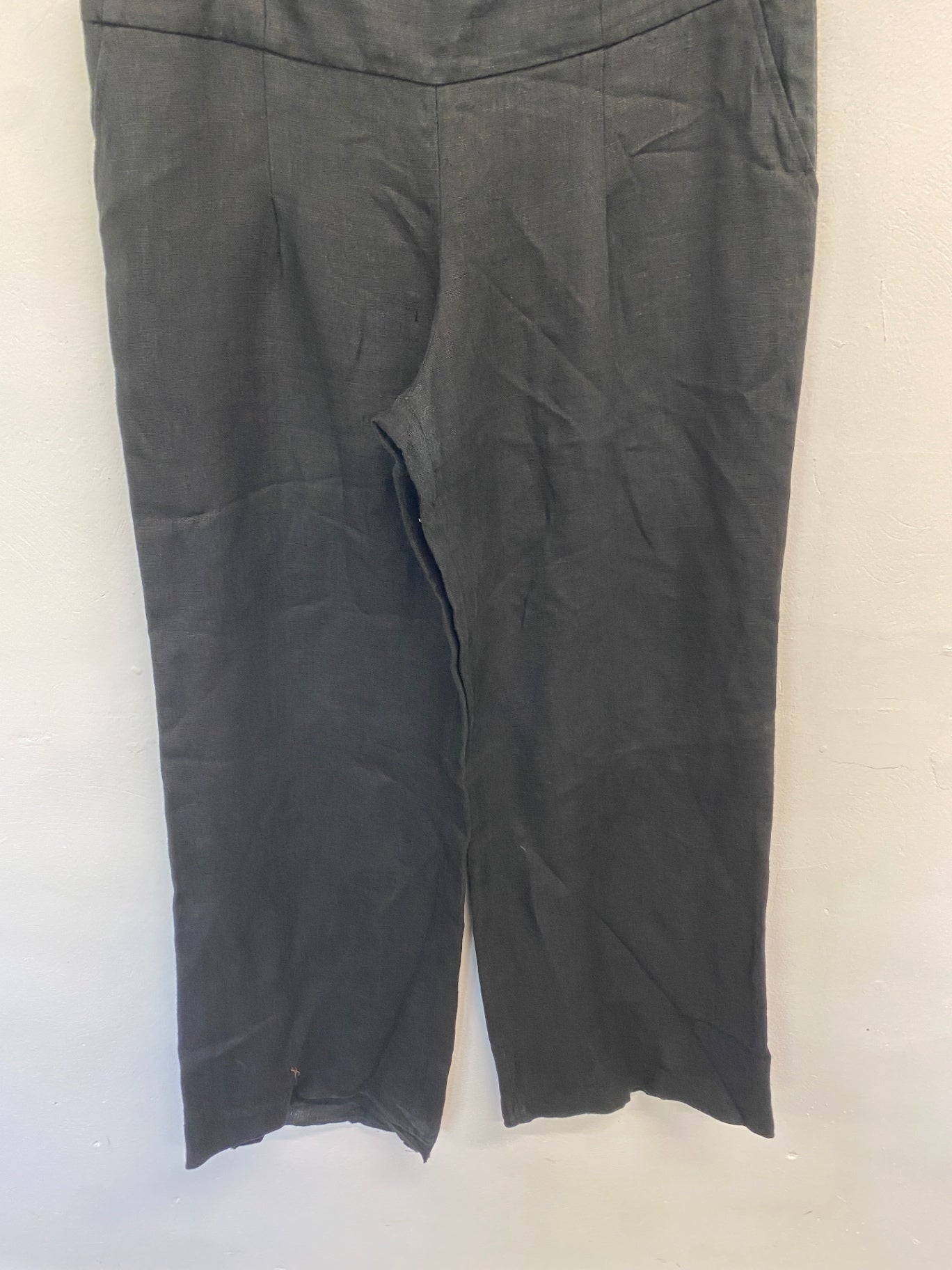 Stunning Paul costelloe Pants 16 Black lightweight cropped KM001
