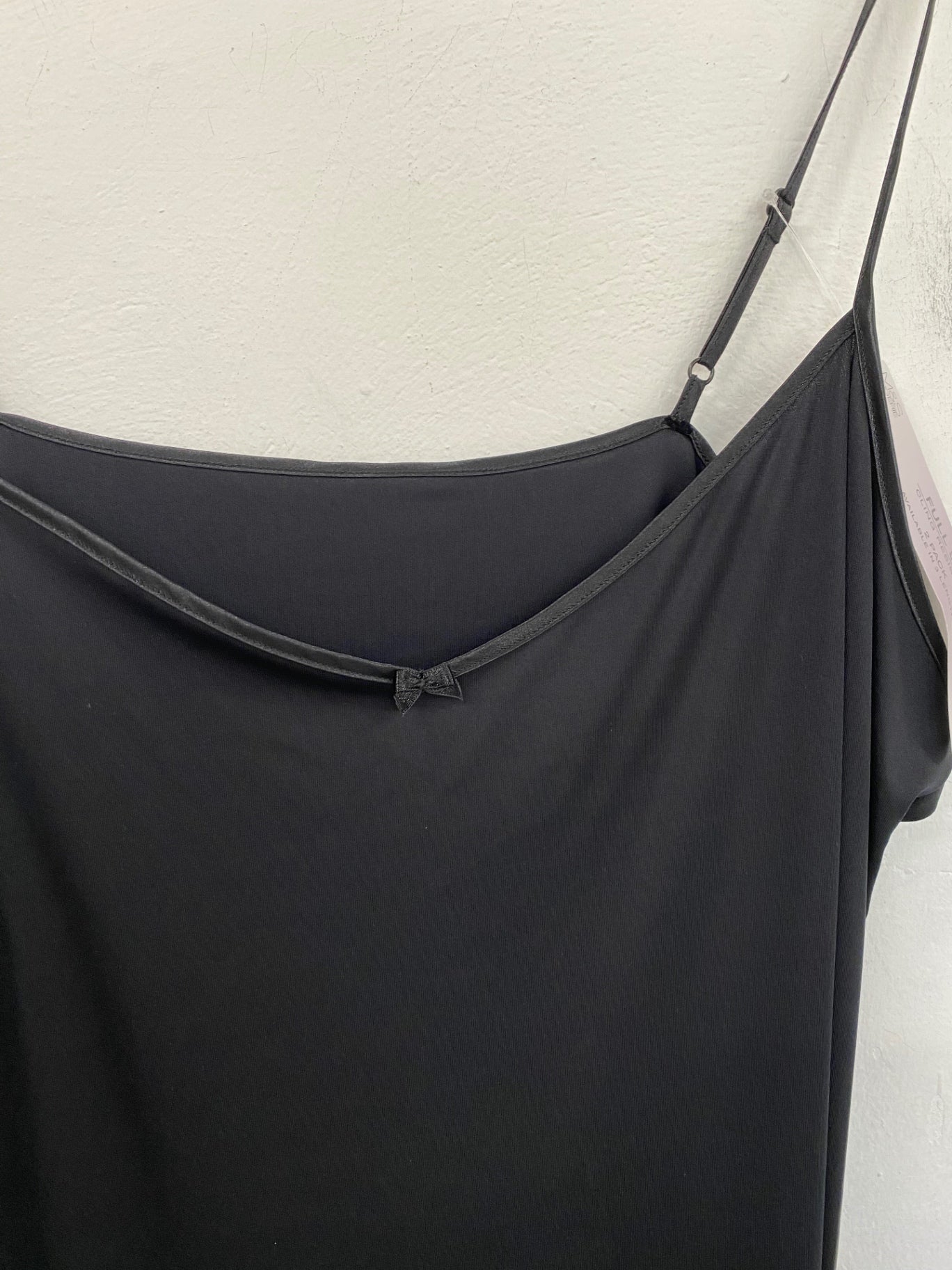 Stunning Marks & Spencers Slip Dress UK 16 Black KM001