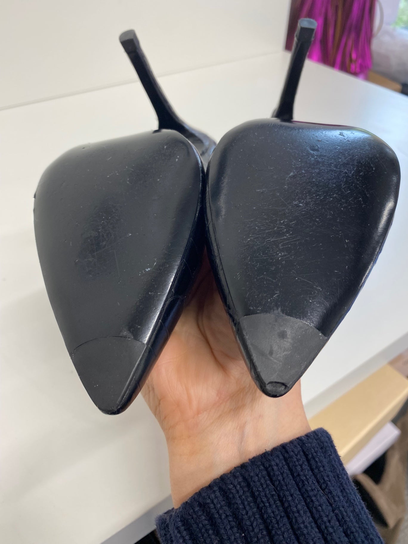 Stunning Massimo Dutti High heels uk4 Black Animal scalloped heel BB001