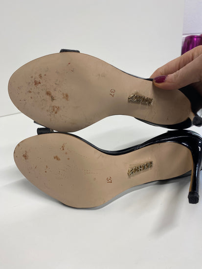 Stunning House of CB High Heels uk4 Black Dorsay Scallop BB001