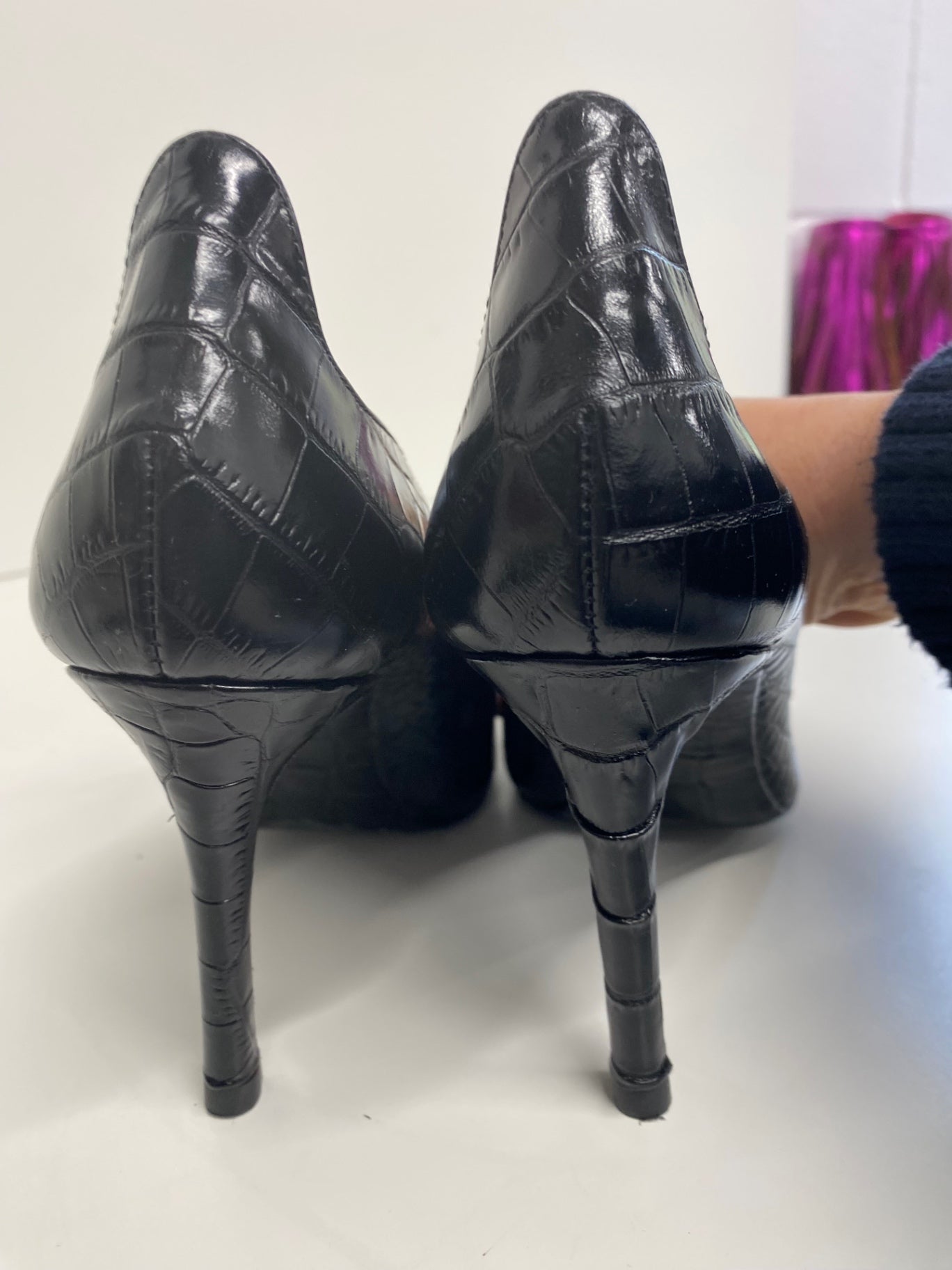 Stunning Massimo Dutti High heels uk4 Black Animal scalloped heel BB001