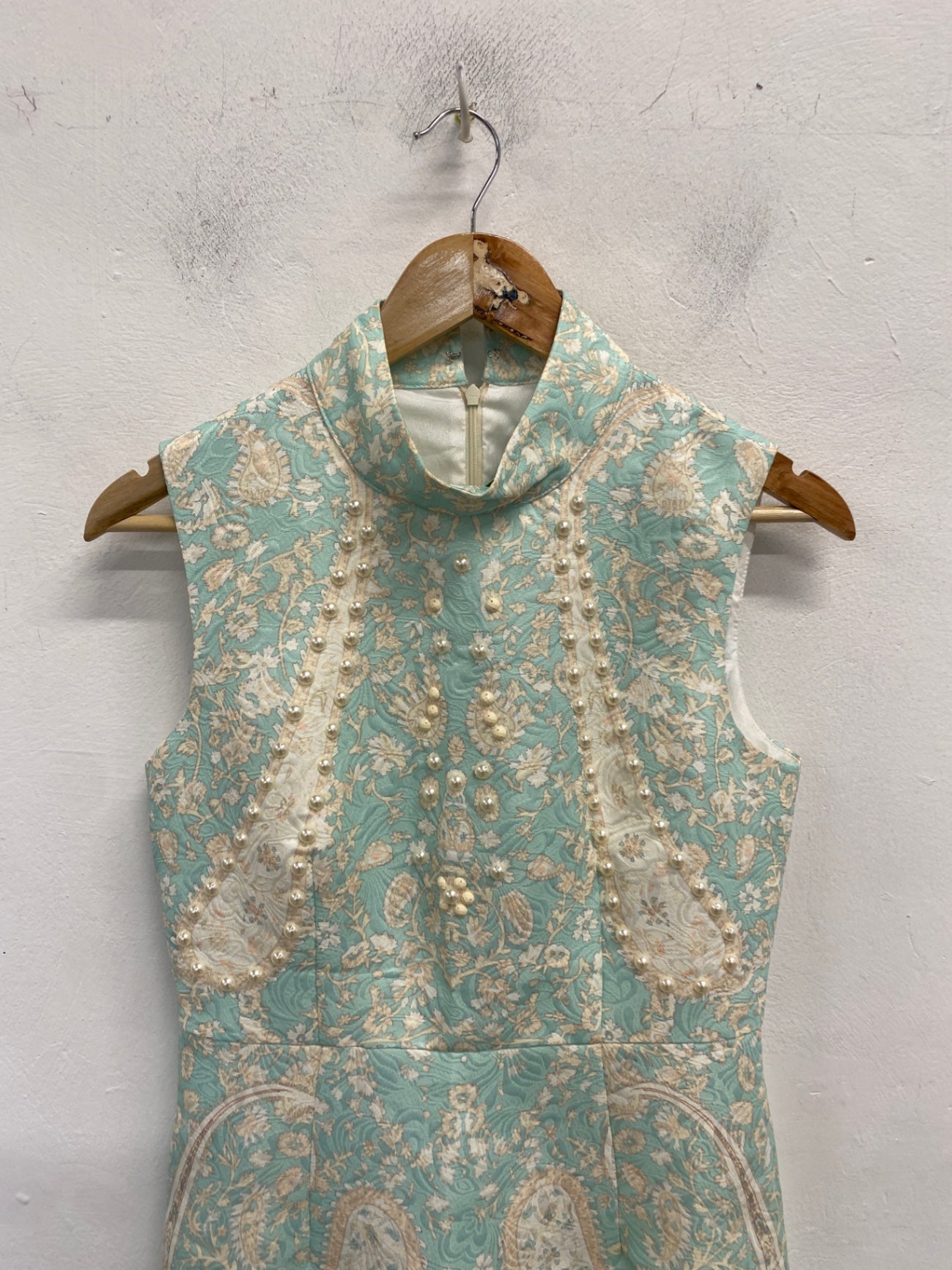 Stunning Comino couture Dress Uk 12 Mint cream BB001