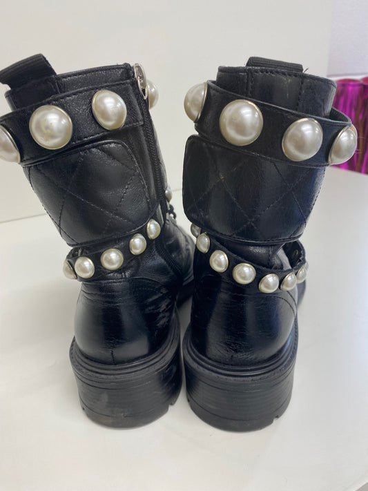 Stunning Zara Biker Boots uk4 Black pearl detail BB001