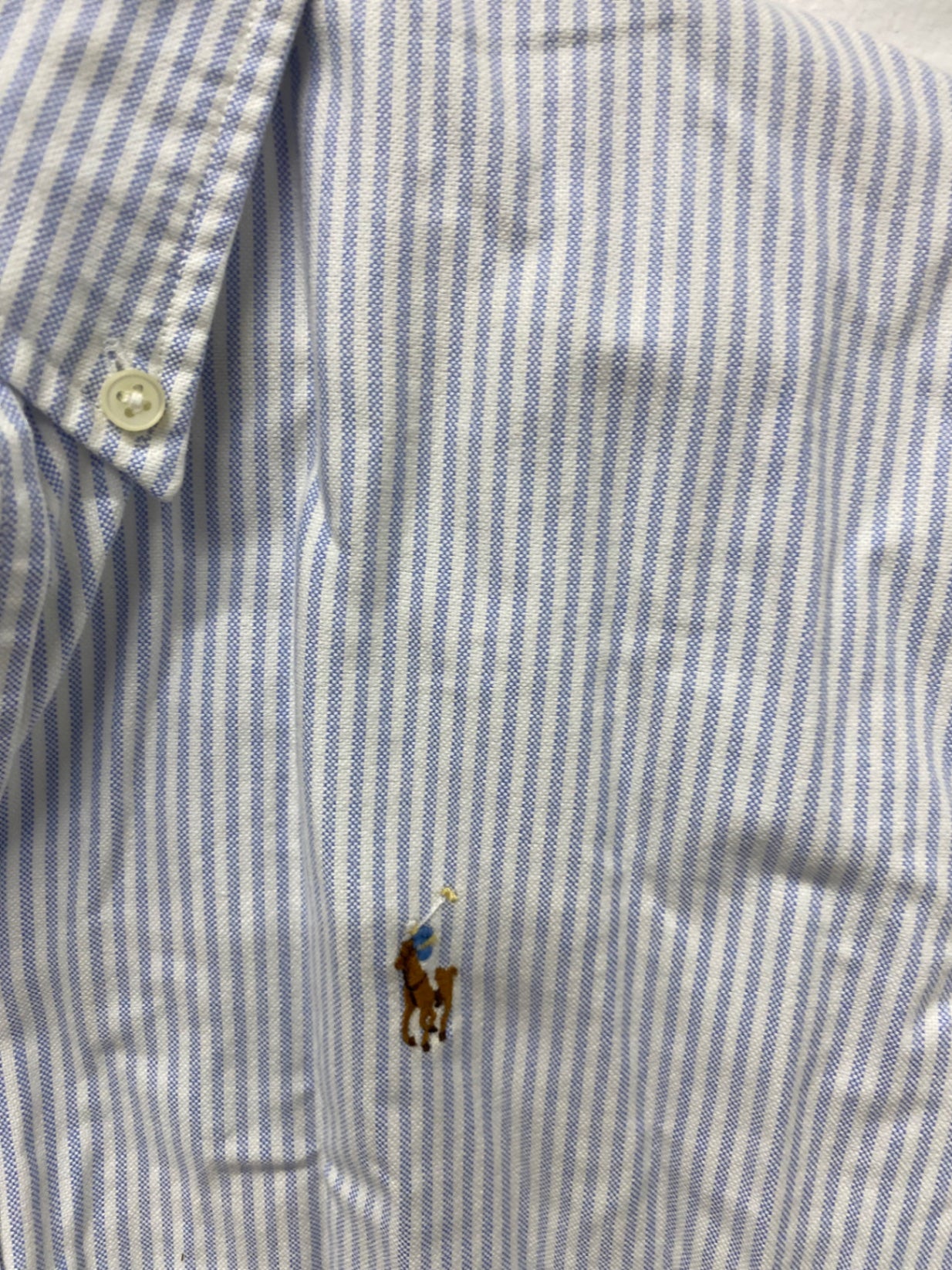 Stunning Polo Ralph Lauren Shirt L Light blue and white pinstripe Custom Fit AM006