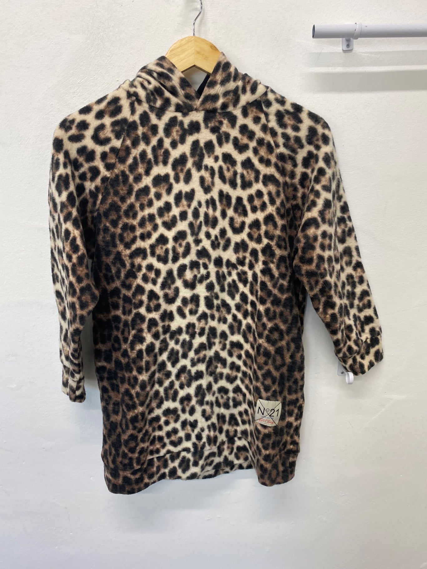 Classic No.21 Hoodie Mini Dress Age10 Leopard print (tan, black, and beige)