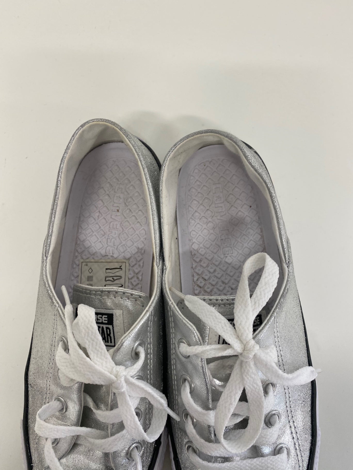 Classic Converse Sneakers UK6 Silver metallic Rare NN001