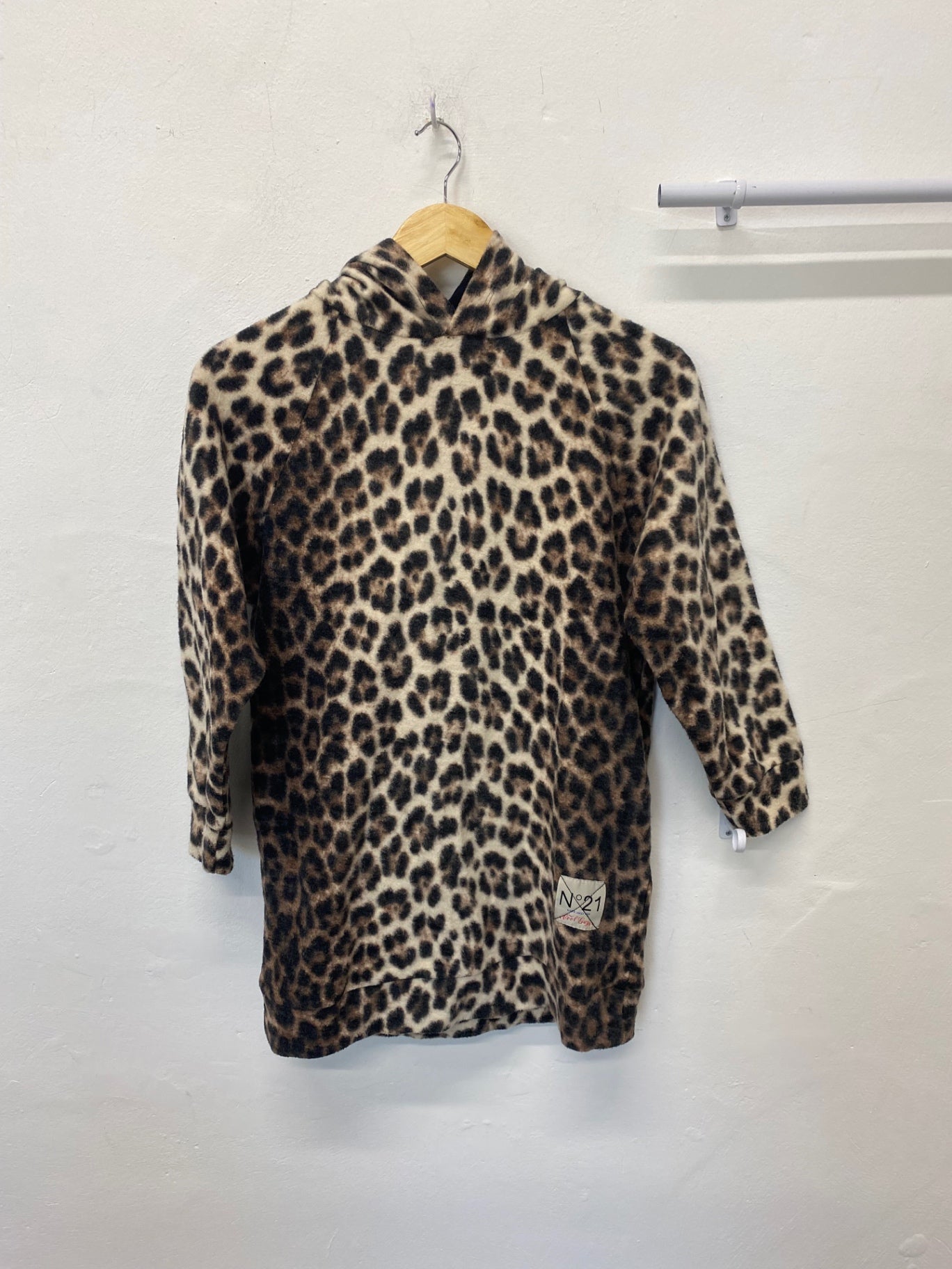 Classic No.21 Hoodie Mini Dress Age10 Leopard print (tan, black, and beige)