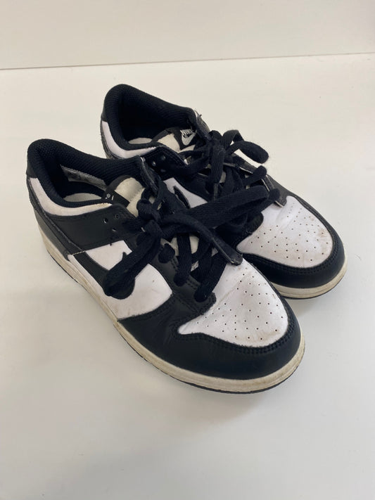 Classic Nike Black & White Low Pandas kids Sneakers UK2 Black & white BB001