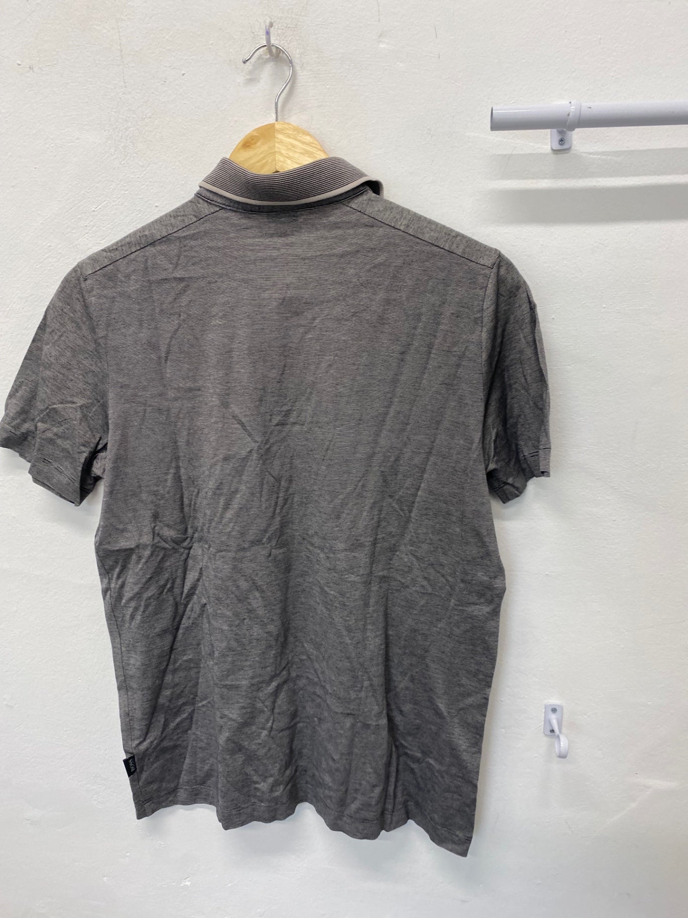 Classic Hugo boss Polo Shirt UkS Grey black  striped BB001