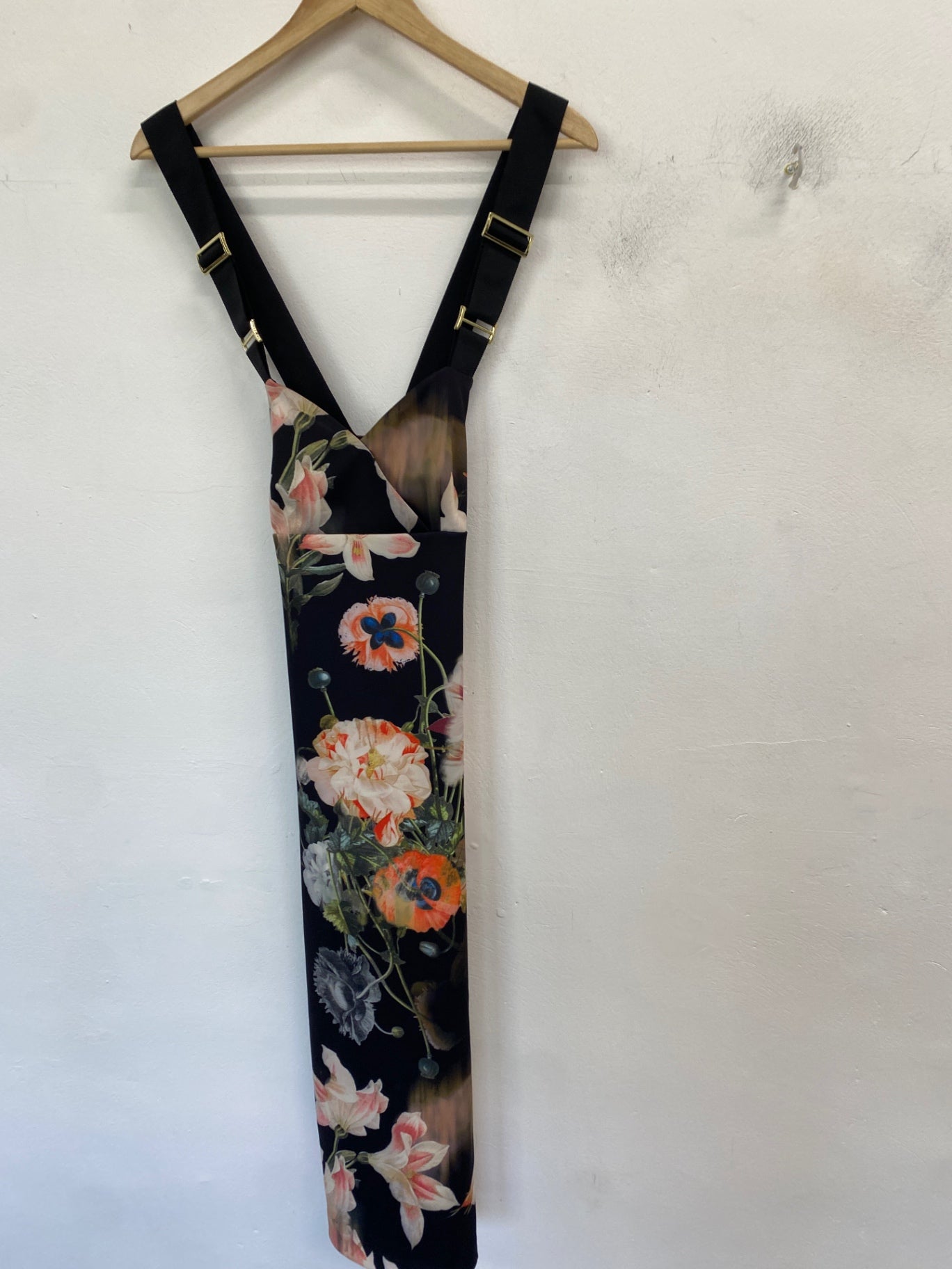 Classic Ted Baker Dress UK6 Black floral formal JB006