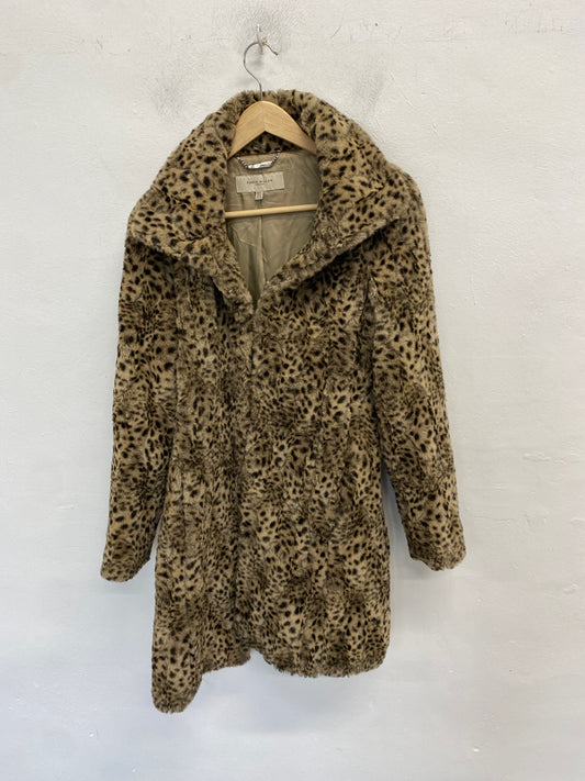 Classic Karen Millen Faux fur jacket UK8 Leopard print JB006