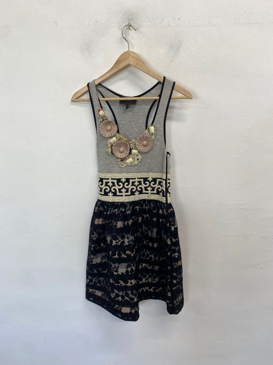 Classic River island Dress UK6 Gray lace pattern JB005