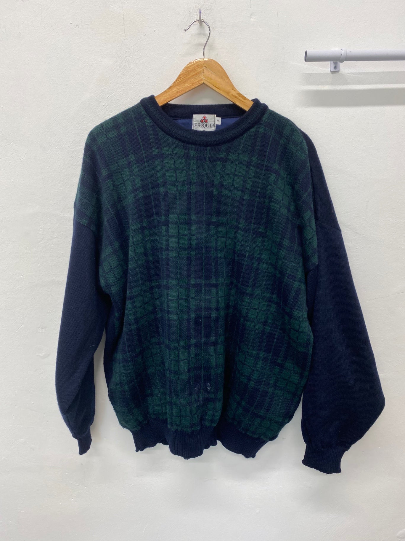 Fabulous Proquip Golf Sweater UK XL Green Navy Blue tartan Windproof SL001