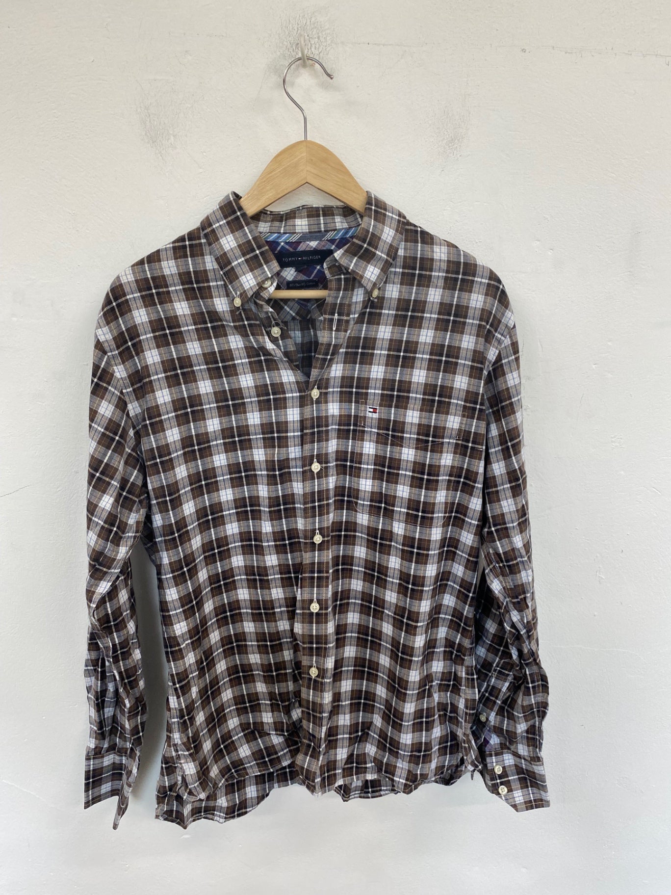 Classic Tommy Hilfiger Shirt UK M Brown Multi Check KM001