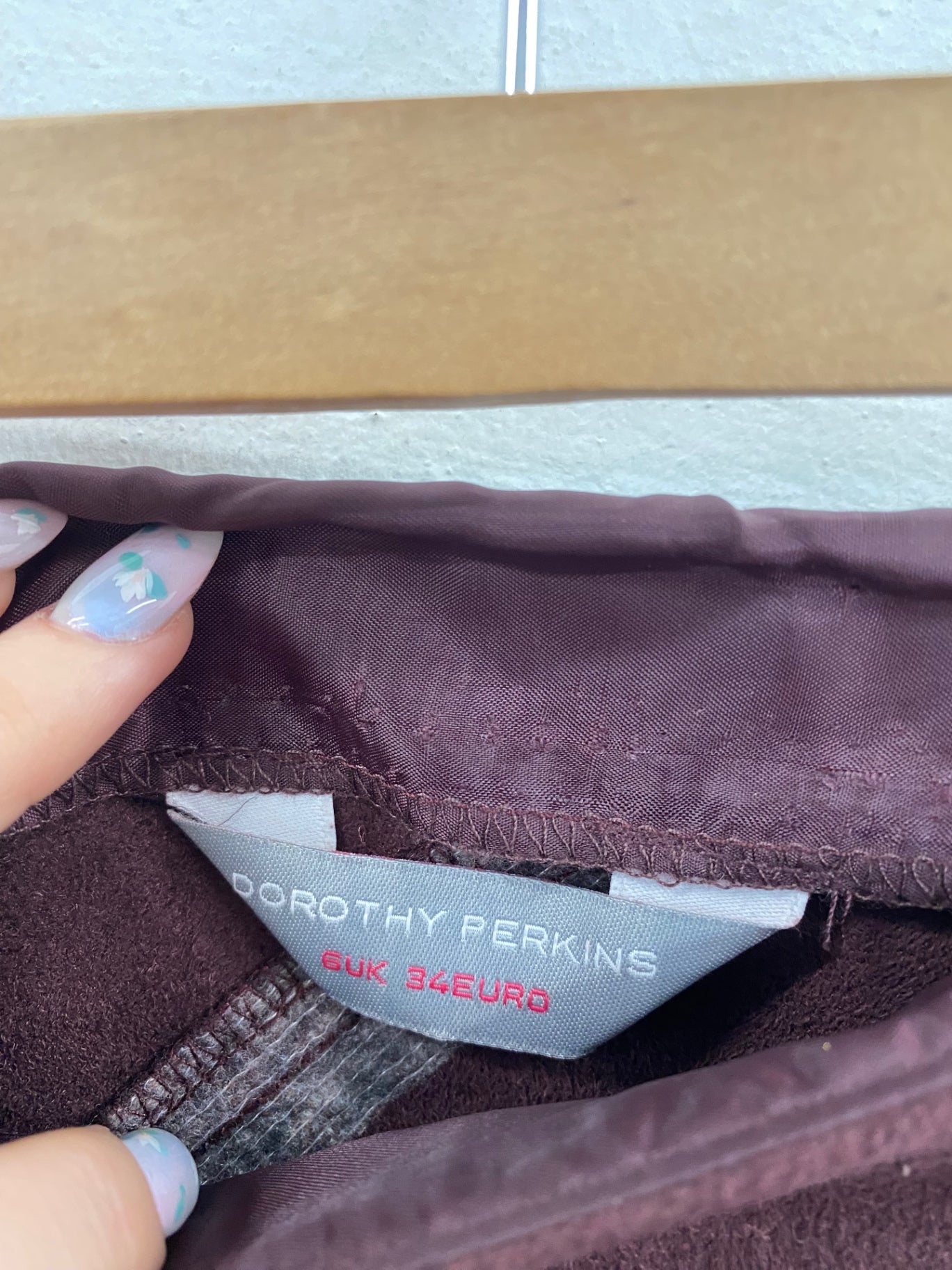 Y2K Vibes Dorothy Perkins Skirt UK6 Burgundy BT001