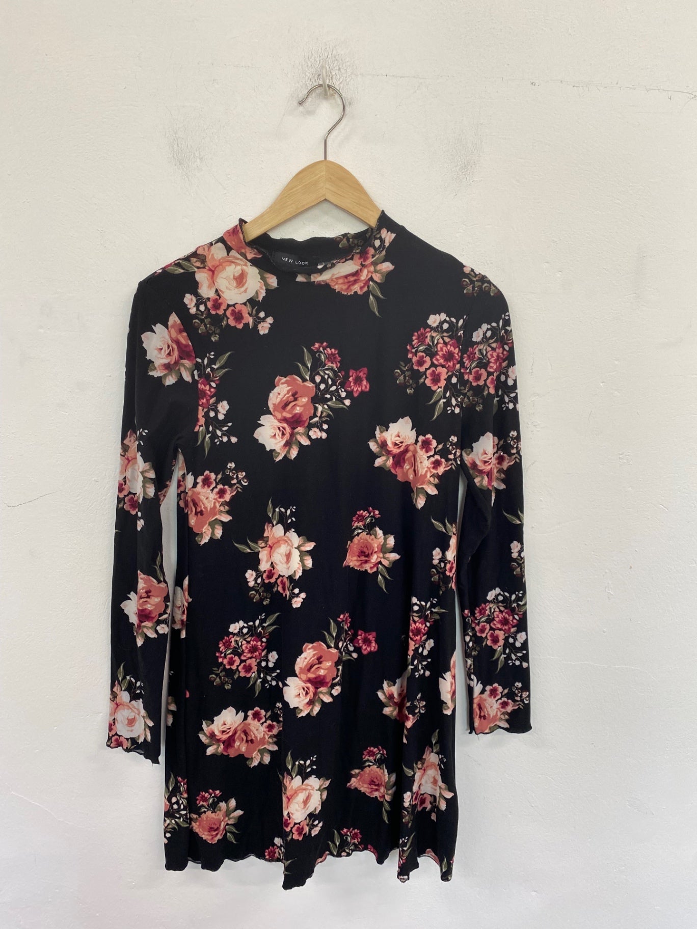 Fabulous New Look Mini Dress UK8 Black & Pink Floral BT001