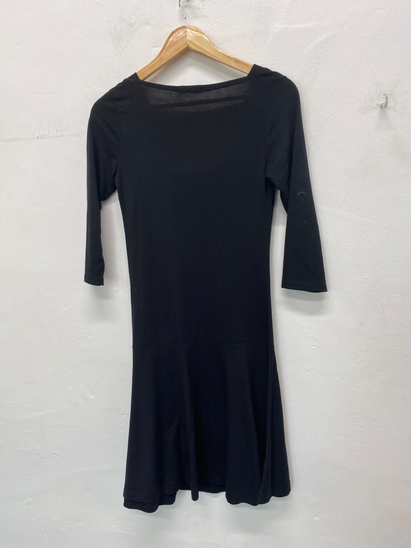 Fabulous LUMA Mini dress UK10 Black drop waist elegant BT001