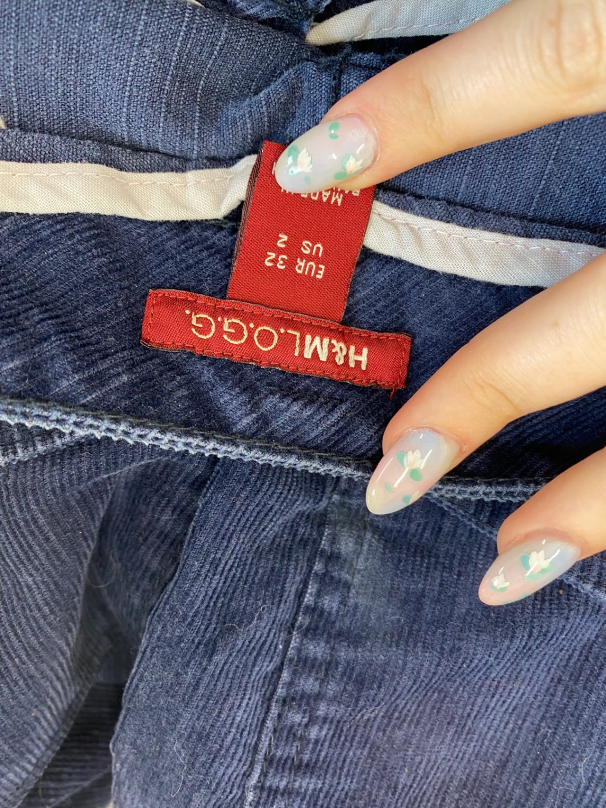 Fabulous H&M Corduroy Mini Skirt UK6 Navy BT001