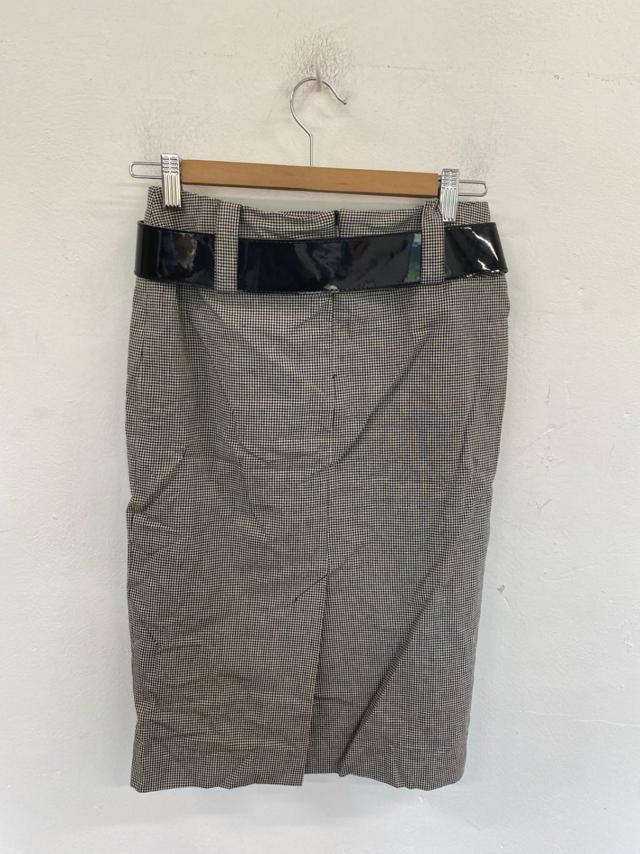 Fabulous Warehouse Skirt UK6 Black & White BT001