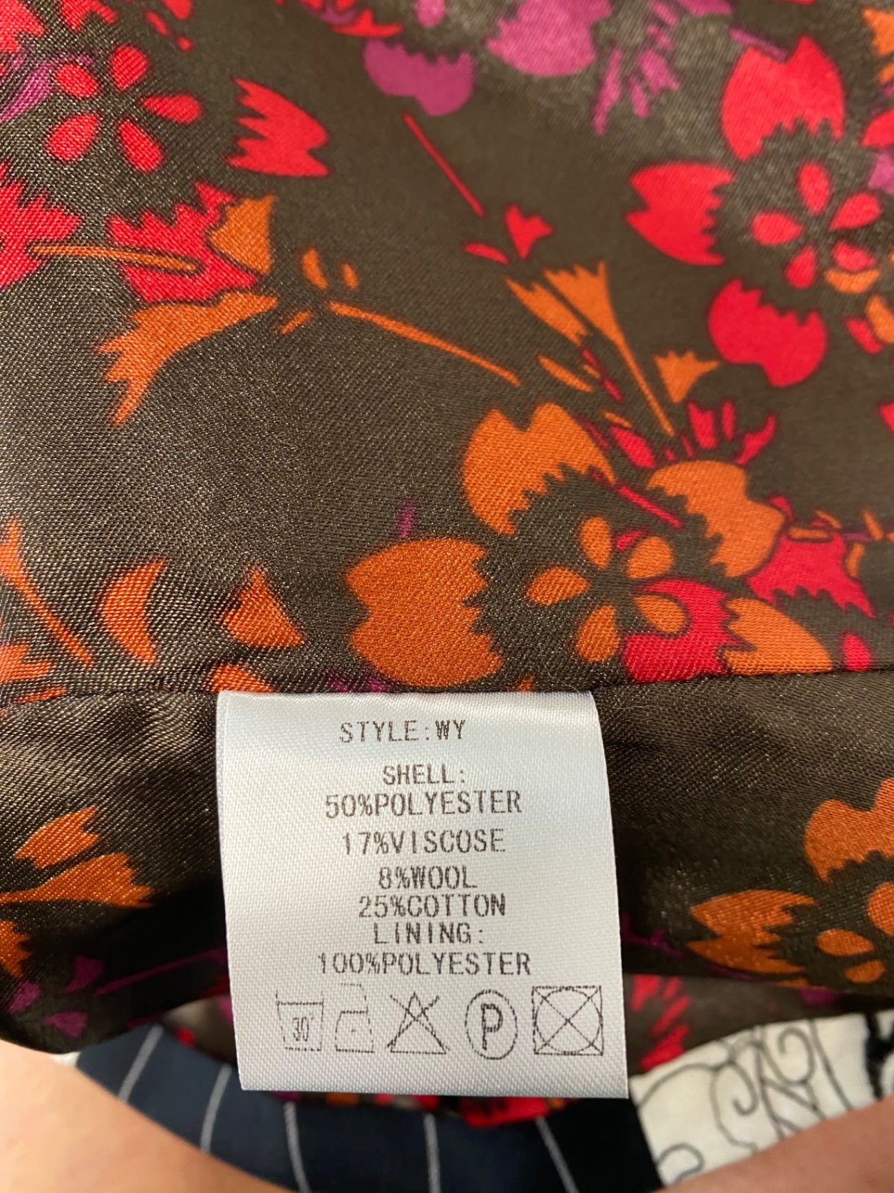 Fabulous y2K St-Martins 3 Piece Suit UKS Black pinstripes Rare BT001