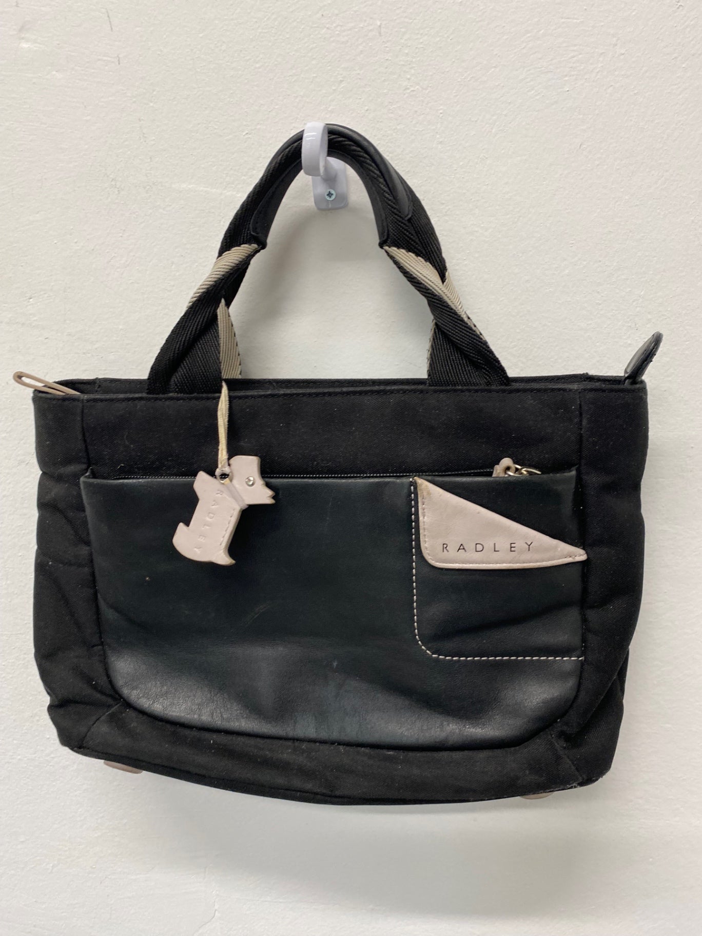 Fabulous Radley Tote Bag One size Black grab bag Fabric GC003