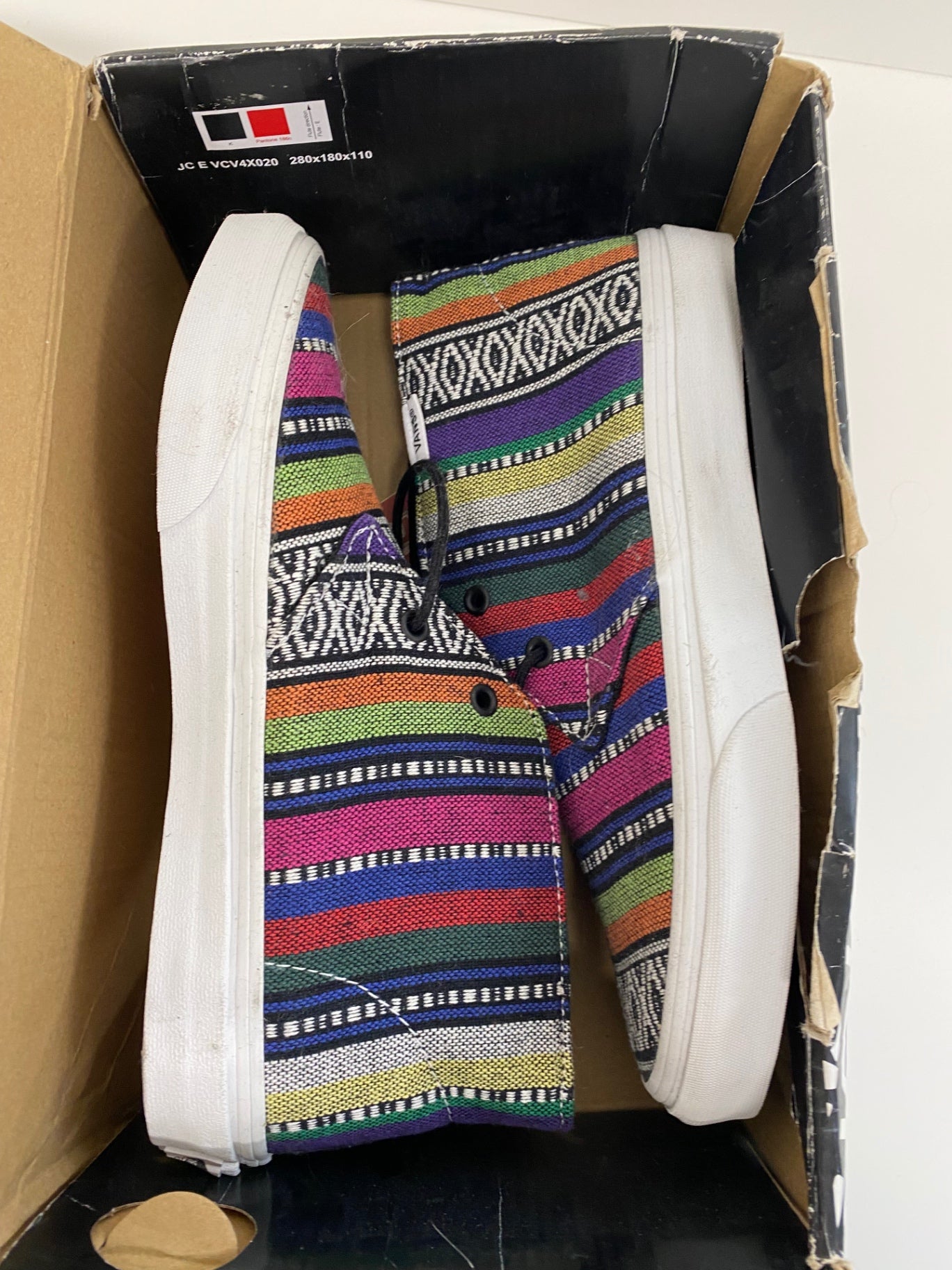 Fabulous Vans chukka Slim Guate Sneakers UK5 Multicolor Aztec GC003