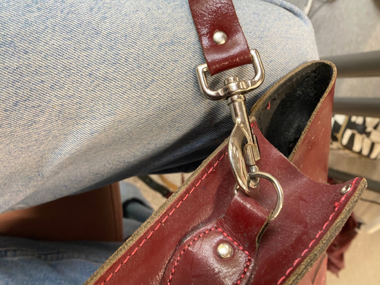 Fabulous Leather Satchel Co. Bag preppy burgundy GC003