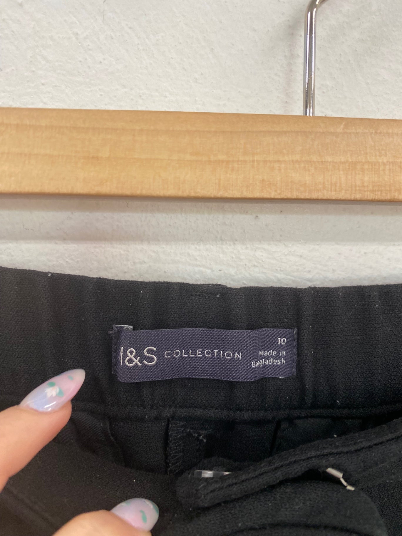 Fabulous Marks & Spencers Trousers UK10 Black AM013