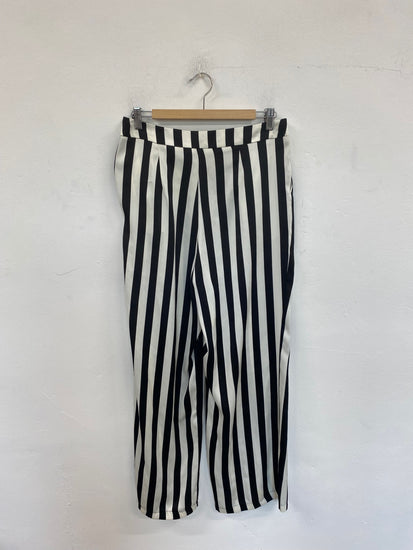 Fabulous Primark x Beetlejuice Trousers UK14 Black & White Stripe GC003