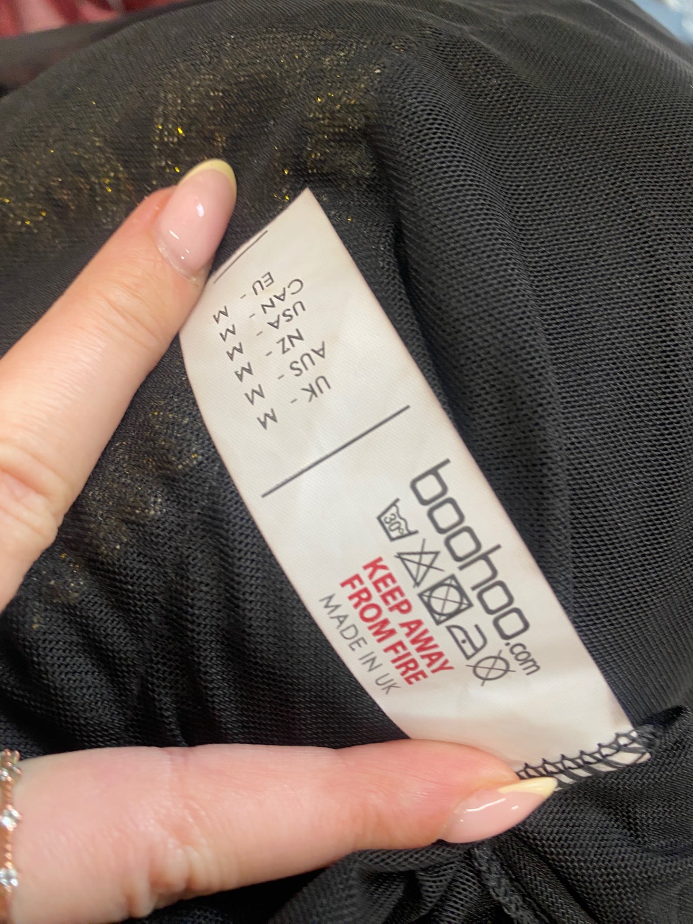 Fabulous boohoo Beach cover UK M Black and gold GC003