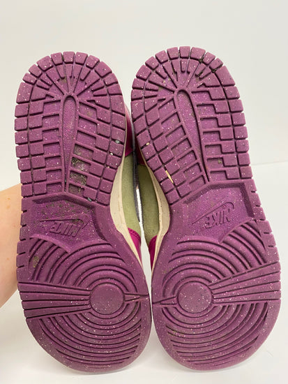 Fabulous Nike Dunk High Dynamic Berry Sneakers UK4 Pink & Olive Green Rare VT002