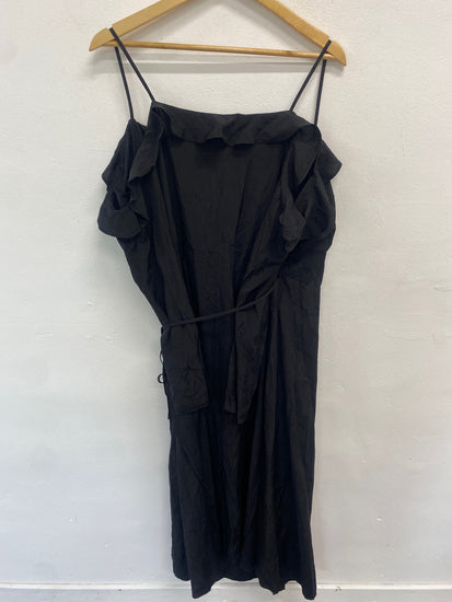 Fabulous H&M Wrap dress UK16 Black frill AM013